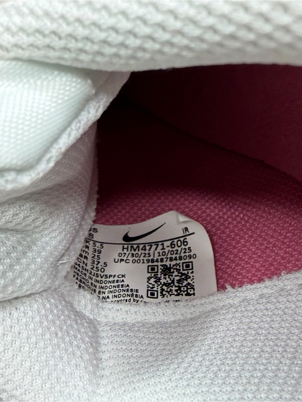 NIKE Pacific Women's Sneaker Pink & White Retro Runner Sneakers Women's Size 8 - Picture 9 of 10
